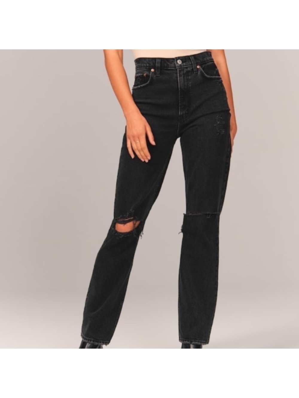 Abercrombie 90s Straight Ultra High Rise Distressed Black Jeans Size 26/2